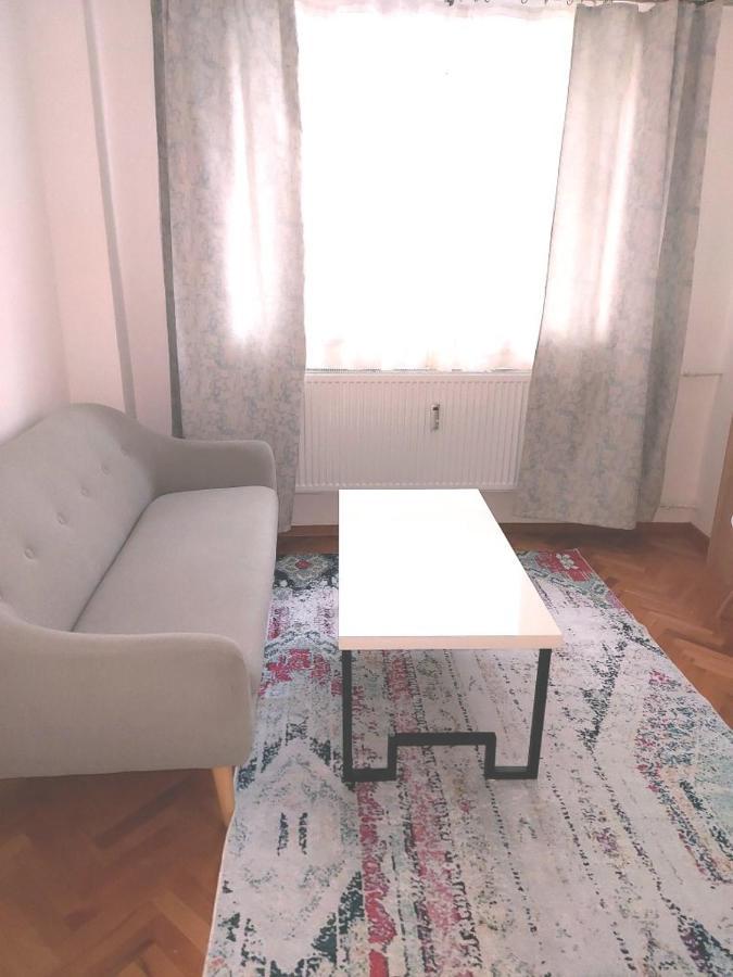 L&c- Location And Comfort In 2 Bdr Appartement